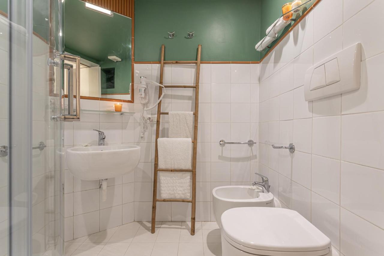 Appartamento Home Ripa 99 Róma Kültér fotó